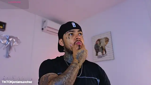 JordanSmiith  online show from 01/05/26, 08:12