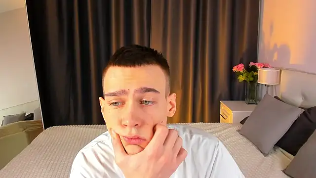 Kevin Kesi online show from 02/02/25, 06:15