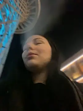 Snapshot of naughty_lucifer chatting on 12/14/24, 03:15 naughty lucifer online show from 12/14/24, 03:15