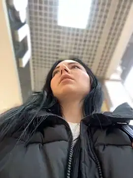 Snapshot of naughty_lucifer chatting on 12/18/24, 11:34 naughty lucifer online show from 12/18/24, 11:34