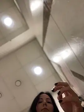 Snapshot of naughty_lucifer chatting on 12/30/24, 01:14 naughty lucifer online show from 12/30/24, 01:14