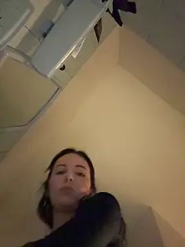 Snapshot of naughty_lucifer chatting on 09/15/25, 05:13 naughty lucifer online show from 09/15/25, 05:13