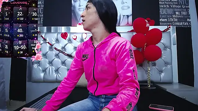  nicolehotshemale online show from 02/25/25, 09:35