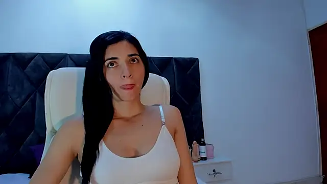 Snapshot of Linisprincehot69 chatting on 02/07/25, 08:31 Linisprincehot69 online show from 02/07/25, 08:31