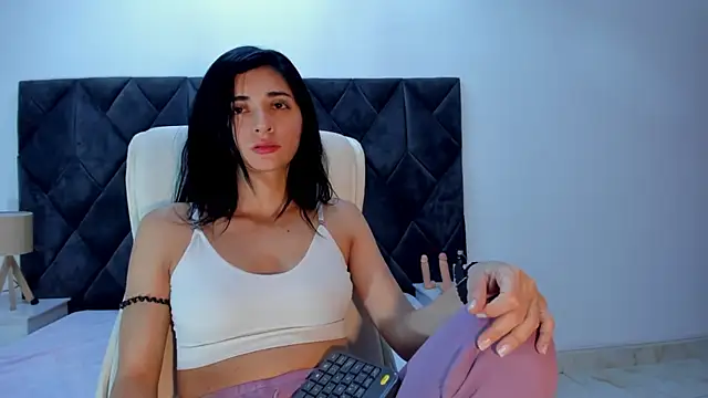 Snapshot of Linisprincehot69 chatting on 02/08/25, 01:22 Linisprincehot69 online show from 02/08/25, 01:22