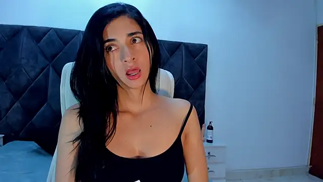 Snapshot of Linisprincehot69 chatting on 03/06/25, 03:02 Linisprincehot69 online show from 03/06/25, 03:02