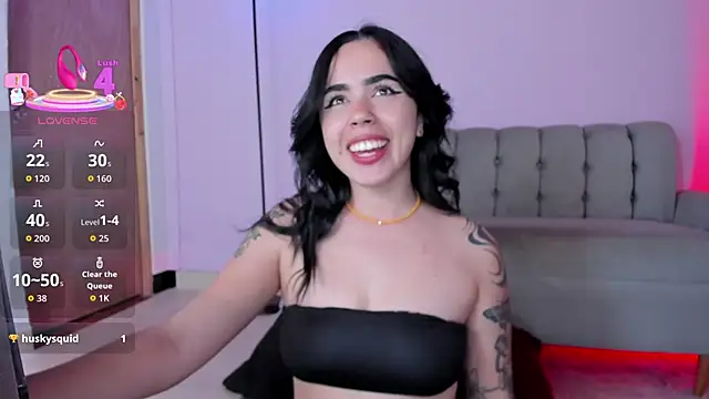 zoe6x online show from 10/28/25, 02:20