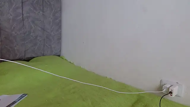 linda 33 online show from 09/11/25, 03:56