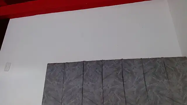 linda 33 online show from 10/24/25, 03:41