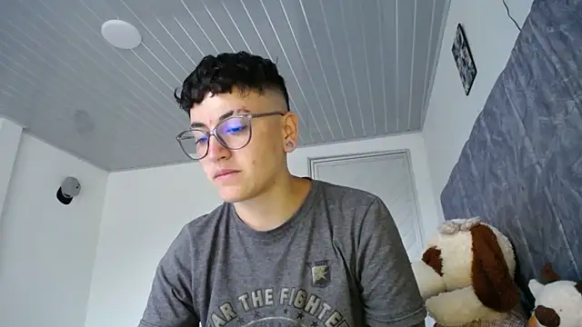 Snapshot of linda_33 chatting on 04/16/26, 09:39 linda 33 online show from 04/16/26, 09:39