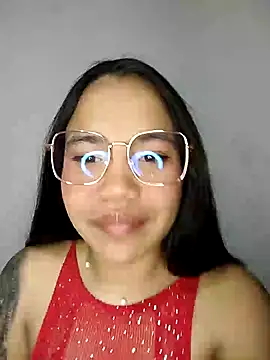 leila 22 online show from 12/26/24, 09:55