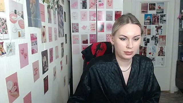 CapriScorpion online show from 02/15/25, 02:33