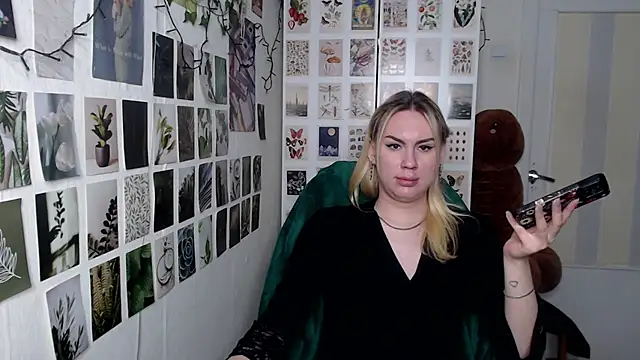 CapriScorpion online show from 02/09/26, 02:43