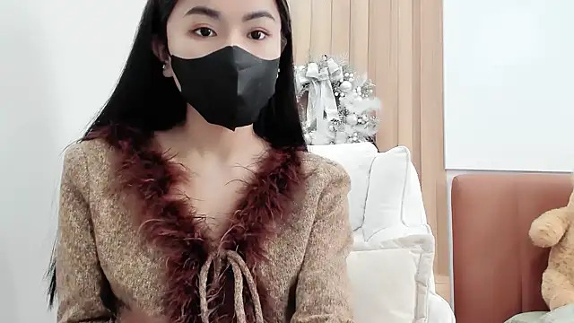 Lita-Julia online show from 02/26/25, 02:48