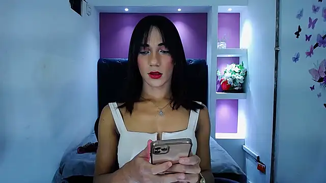 KatrinaQueen1 online show from 10/22/25, 09:25