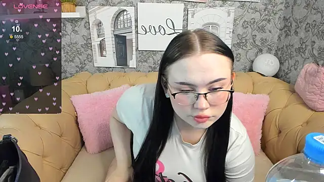Snapshot of Tina_Walker chatting on 01/12/25, 12:55 Tina Walker online show from 01/12/25, 12:55