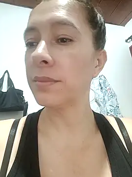 Snapshot of mademonsexy chatting on 02/18/25, 08:36 mademonsexy online show from 02/18/25, 08:36