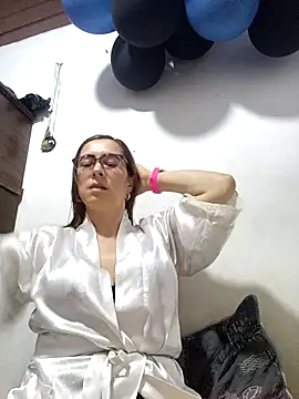 Snapshot of mademonsexy chatting on 09/11/25, 02:55 mademonsexy online show from 09/11/25, 02:55