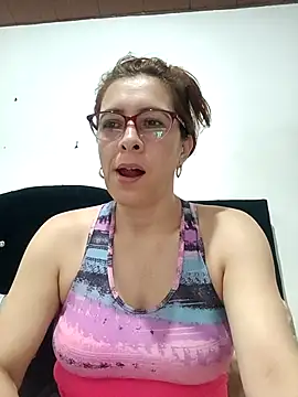 Snapshot of mademonsexy chatting on 09/13/25, 03:23 mademonsexy online show from 09/13/25, 03:23