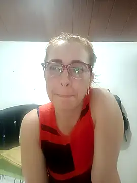 Snapshot of mademonsexy chatting on 10/21/25, 10:54 mademonsexy online show from 10/21/25, 10:54