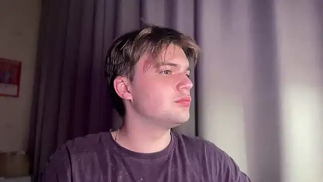 superfluboy  online show from 03/11/25, 08:53