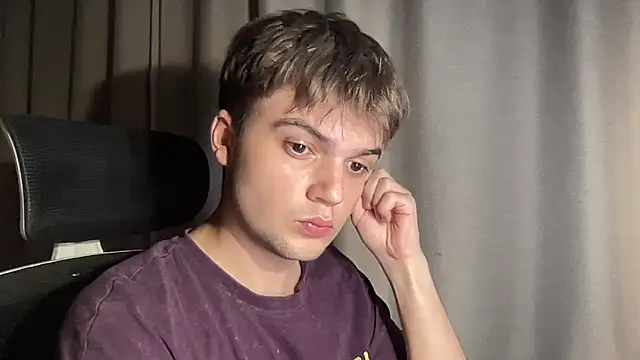 superfluboy  online show from 10/26/25, 07:20