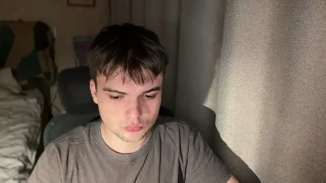 superfluboy  online show from 11/13/25, 03:55