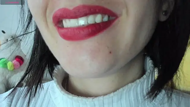 Snapshot of queen_fetish chatting on 03/14/25, 11:45 queen fetish online show from 03/14/25, 11:45