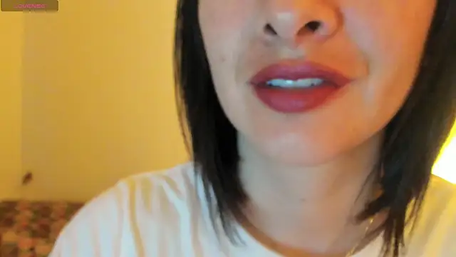 Snapshot of queen_fetish chatting on 09/24/25, 10:29 queen fetish online show from 09/24/25, 10:29