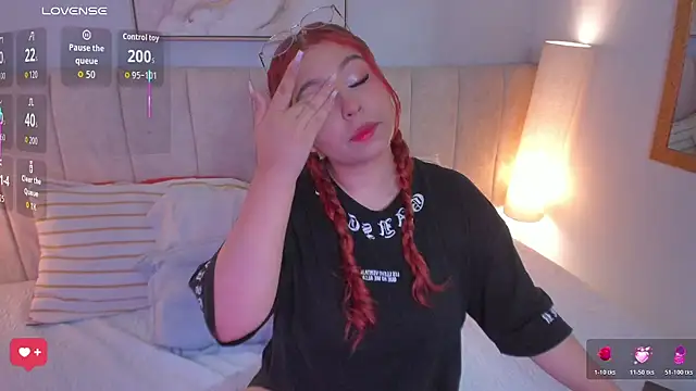 Atenea cuteee online show from 02/11/26, 02:16