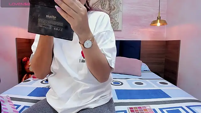 AnneDixie online show from 02/20/25, 03:12