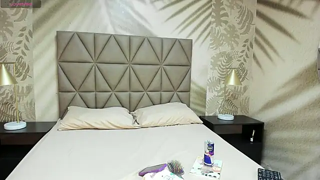 AnneDixie online show from 02/13/26, 03:13