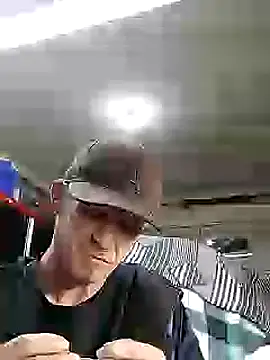 Snapshot of ironwood420 chatting on 12/27/24, 10:34 ironwood420 online show from 12/27/24, 10:34