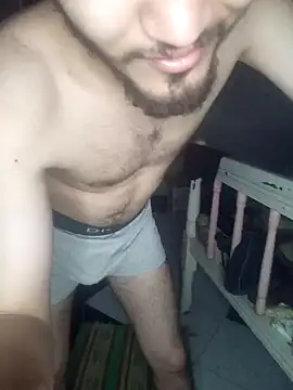 Snapshot of Arabian-B chatting on 12/25/24, 02:46 Arabian-B online show from 12/25/24, 02:46