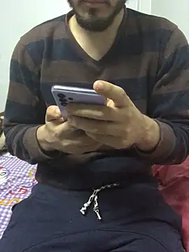 Snapshot of Arabian-B chatting on 03/08/25, 09:28 Arabian-B online show from 03/08/25, 09:28