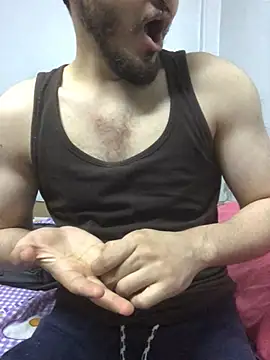 Snapshot of Arabian-B chatting on 03/09/25, 01:59 Arabian-B online show from 03/09/25, 01:59