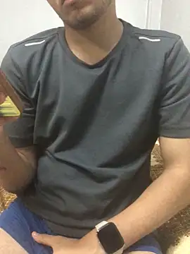 Snapshot of Arabian-B chatting on 10/25/25, 02:46 Arabian-B online show from 10/25/25, 02:46