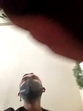 Snapshot of prettyboi6992 chatting on 01/09/26, 06:53 prettyboi6992 online show from 01/09/26, 06:53