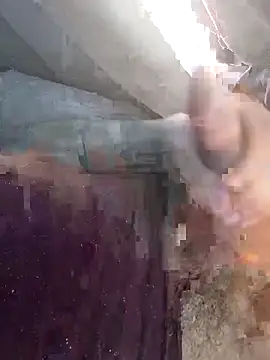 Snapshot of prettyboi6992 chatting on 03/21/26, 05:49 prettyboi6992 online show from 03/21/26, 05:49