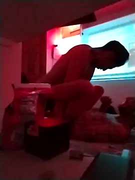 Snapshot of prettyboi6992 chatting on 03/27/26, 06:08 prettyboi6992 online show from 03/27/26, 06:08