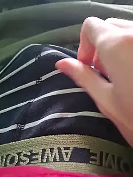 Snapshot of FreezingTie850 chatting on 03/06/26, 03:19 FreezingTie850 online show from 03/06/26, 03:19