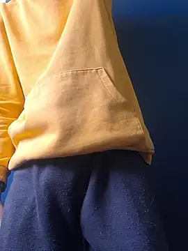 Snapshot of FreezingTie850 chatting on 03/13/26, 01:29 FreezingTie850 online show from 03/13/26, 01:29