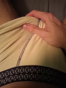 Snapshot of FreezingTie850 chatting on 03/25/26, 10:16 FreezingTie850 online show from 03/25/26, 10:16