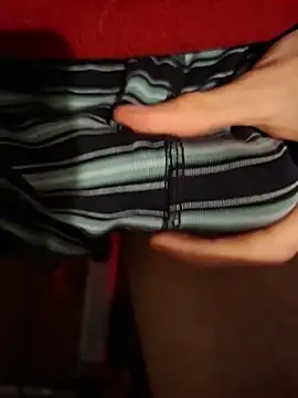 Snapshot of FreezingTie850 chatting on 04/05/26, 09:12 FreezingTie850 online show from 04/05/26, 09:12