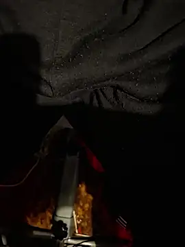 Snapshot of FreezingTie850 chatting on 04/16/26, 09:39 FreezingTie850 online show from 04/16/26, 09:39