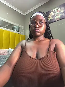 Bustygoddess32 online show from 01/31/25, 04:25