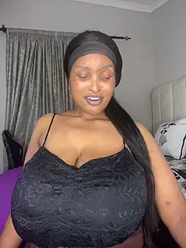 Bustygoddess32 online show from 07/06/26, 10:34