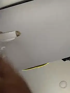 Charlotte cutee18 online show from 10/16/25, 03:24