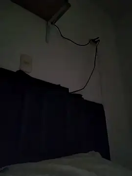 Charlotte cutee18 online show from 10/22/25, 11:26