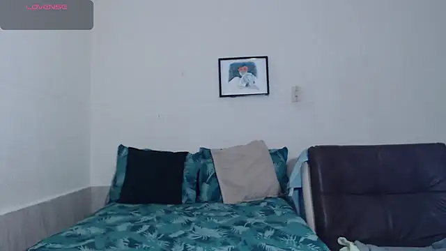 agata 22 online show from 04/15/26, 03:46